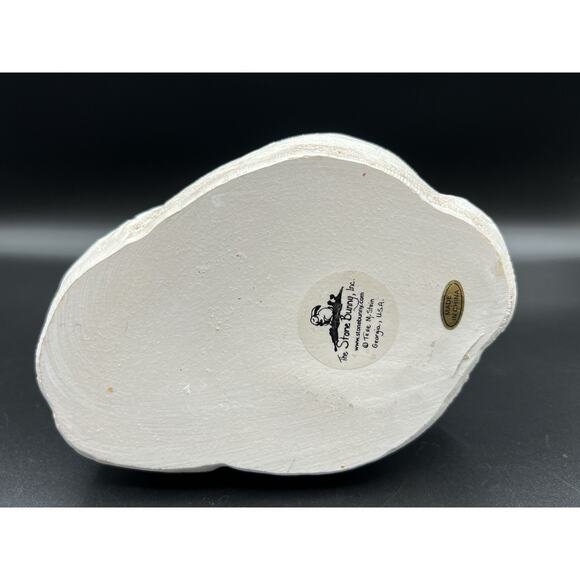 The Stone Bunny Inc TELLE M. STEIN White Rabbit Figurine 5.5” Garden Statue 2019 - Picture 8 of 9